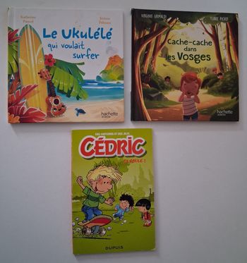 Lot de deux albums et une petite BD pour enfant