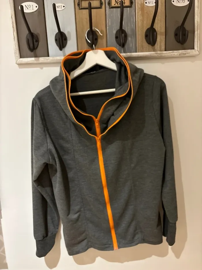 Sweat M