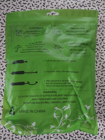 Corde à sauter longue multicolore – poignée bois