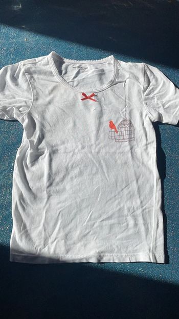 T shirt t 4/5 ans