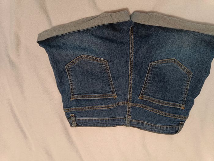 Short en jean bleu - photo numéro 3