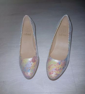 Chaussure à talon multicolore 