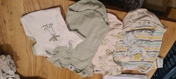 Lot body manches courtes