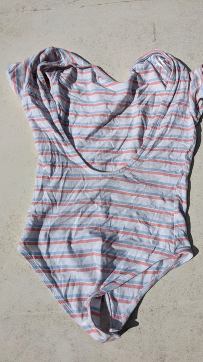 Donne lot de 2 bodys taille 10 ans - photo numéro 6