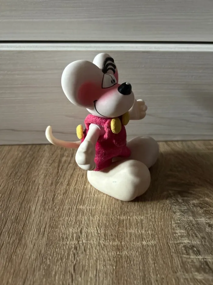 Figurine Diddl vintage / salopette rose / jambes articulées / très bon état - photo numéro 2