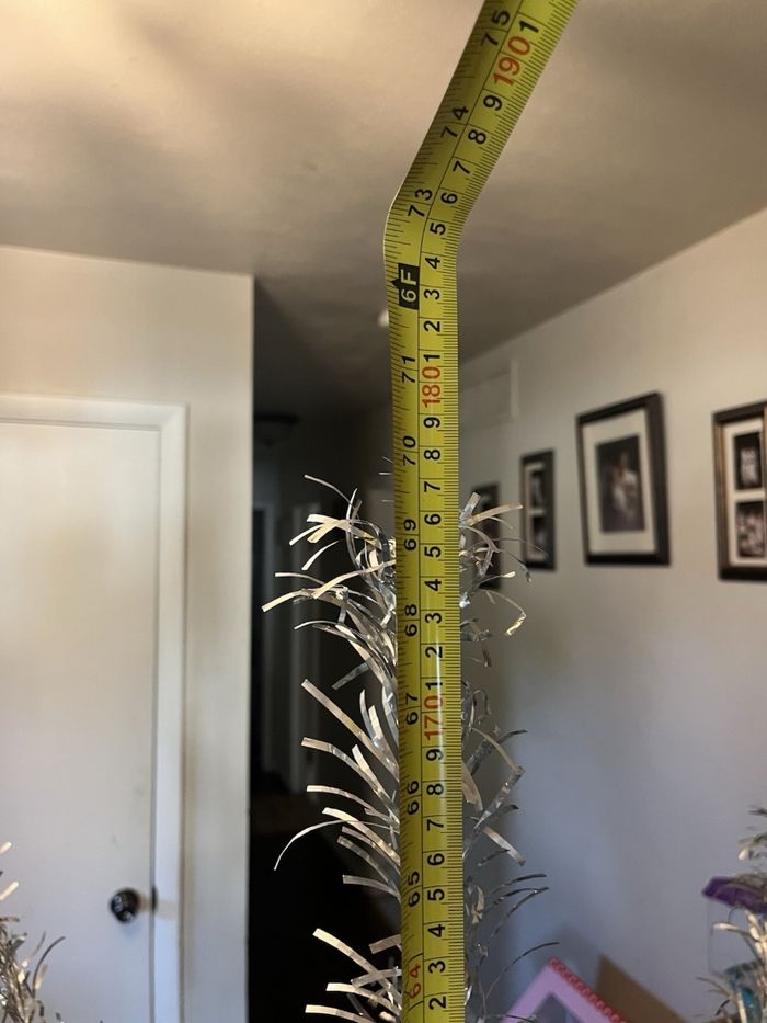 Sapin de Noël en aluminium 1,83 m, 53 branches, style moderne du milieu du siècle (T-8526-57), idéal pour les 50-60 ans et plus. - photo numéro 8