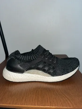 Chaussures de course Adidas Ultra Boost noir