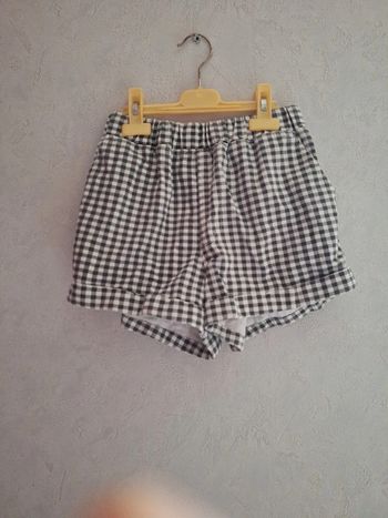 Short carreaux noirs et blancs xs