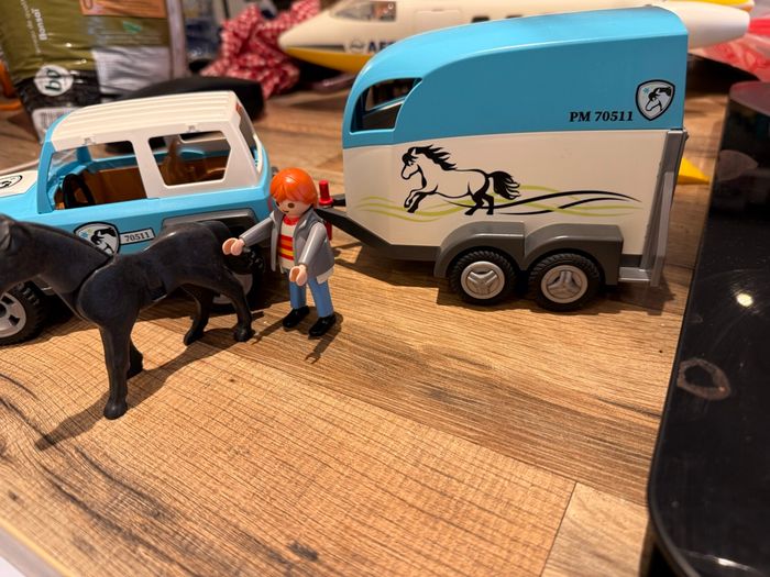 Playmobil van chevaux voiture - photo numéro 5