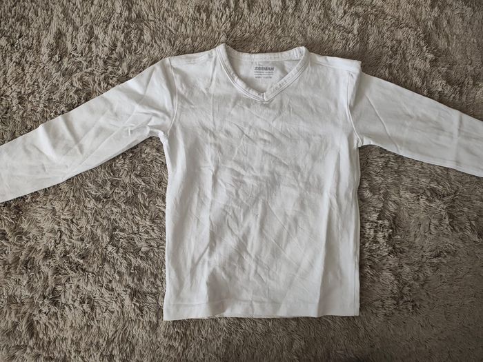 Tee-shirt manches longues ou maillot de corps taille 4-6 ans // 110-116 cm