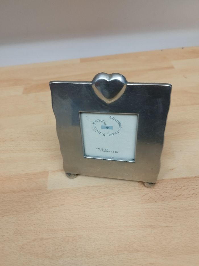 Cadre photo en fonte dimension 14 cm x 12,5 cm