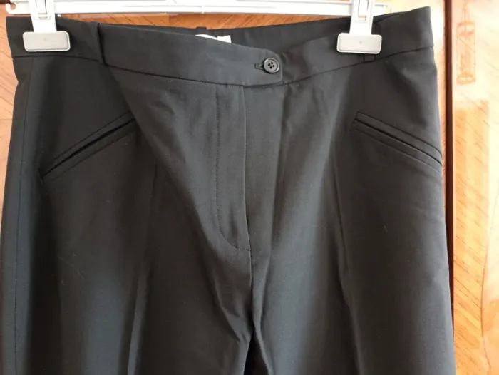 Magnifique pantalon noir-T42- Garou par Patrick Mendes - photo numéro 2