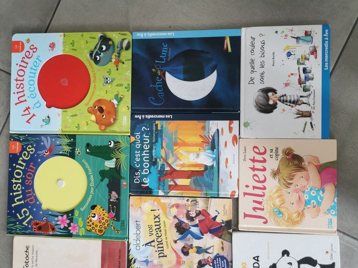 Lot 15 livres bébé - photo numéro 2