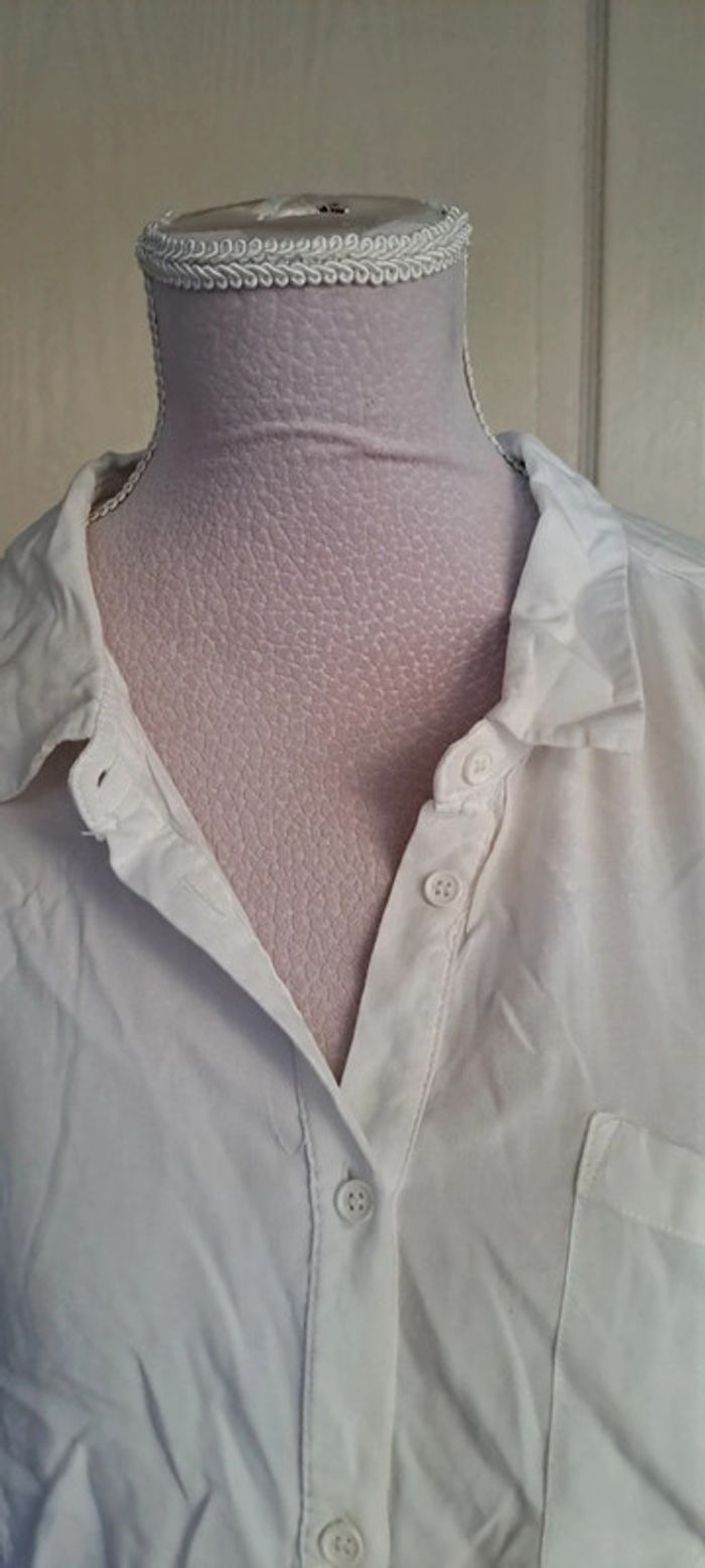 Chemisier blanc, basic. Jennyfer. Taille L. - photo numéro 3