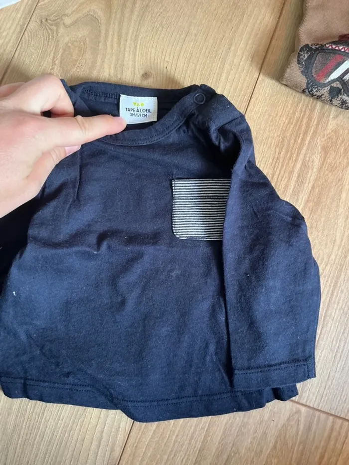 Lot 3 tee-shirts 3 mois - photo numéro 3