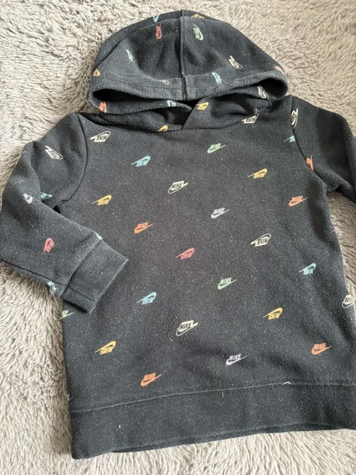 Pull Nike - photo numéro 2
