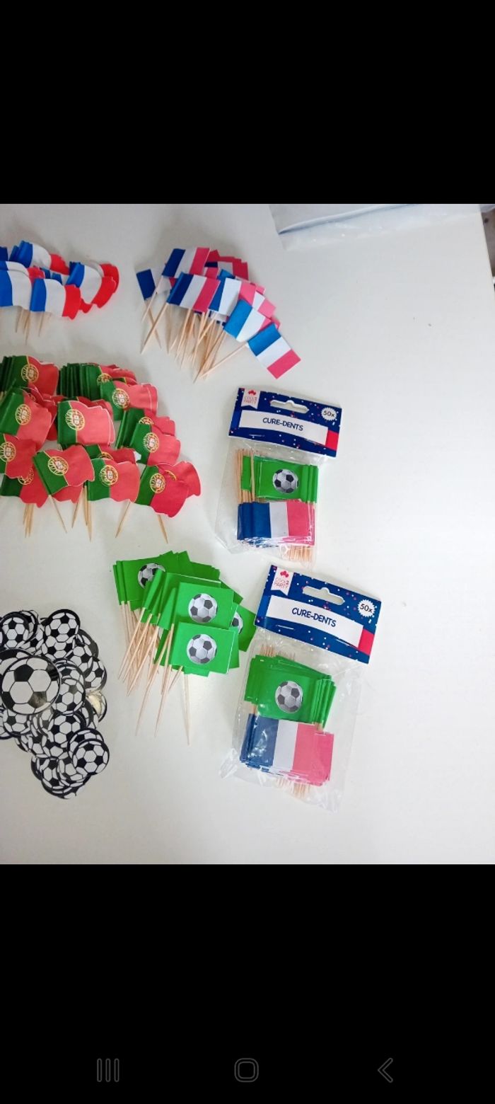 Lot drapeaux cure dent - photo numéro 3