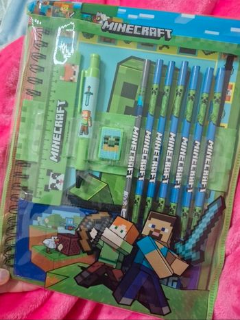 Ensemble de papeterie A4 minecraft