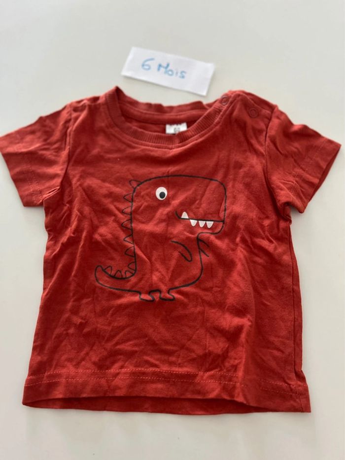 T-shirt taille 6 mois