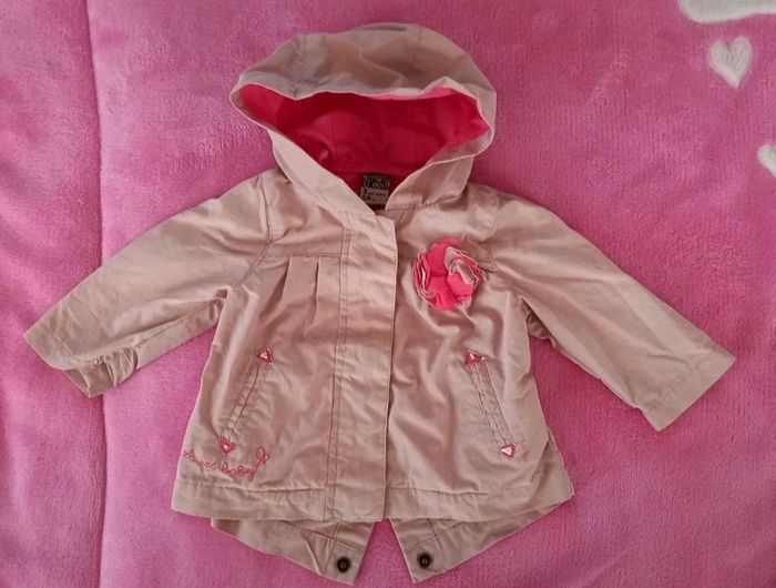 Coupe-vent Tape à l'Oeil taille 3 mois en très bon état