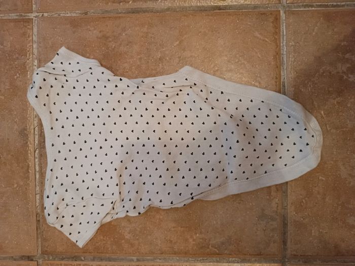 Body 1 MOIS - photo numéro 2