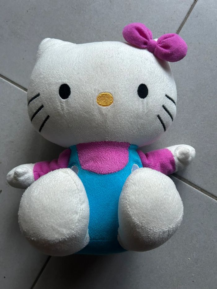 Peluche hello kitty - photo numéro 3