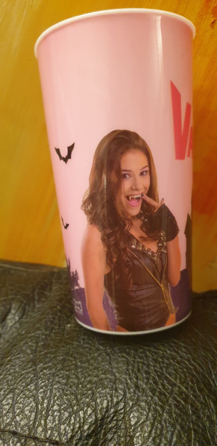 NEUF Chica vampiro gobelet rose - photo numéro 2