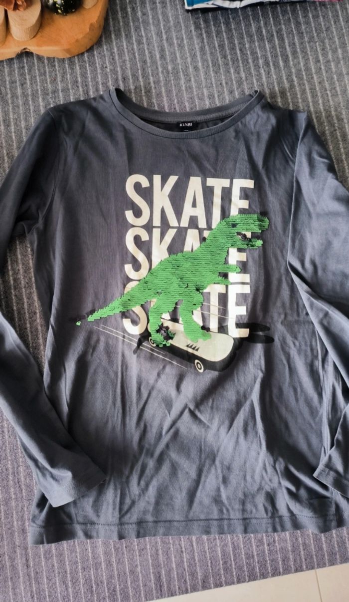 Hauts longues manches 12 ans - photo numéro 2