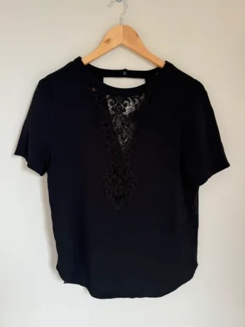 Top noir dentelle Sandro
