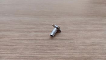 Moyeu axe fixation de roue miniature Bburago Burago Mercedes-Benz SSK 1928 1/18 1/18e 1/18ème #C03