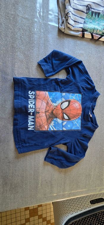 Tee shirt spiderman