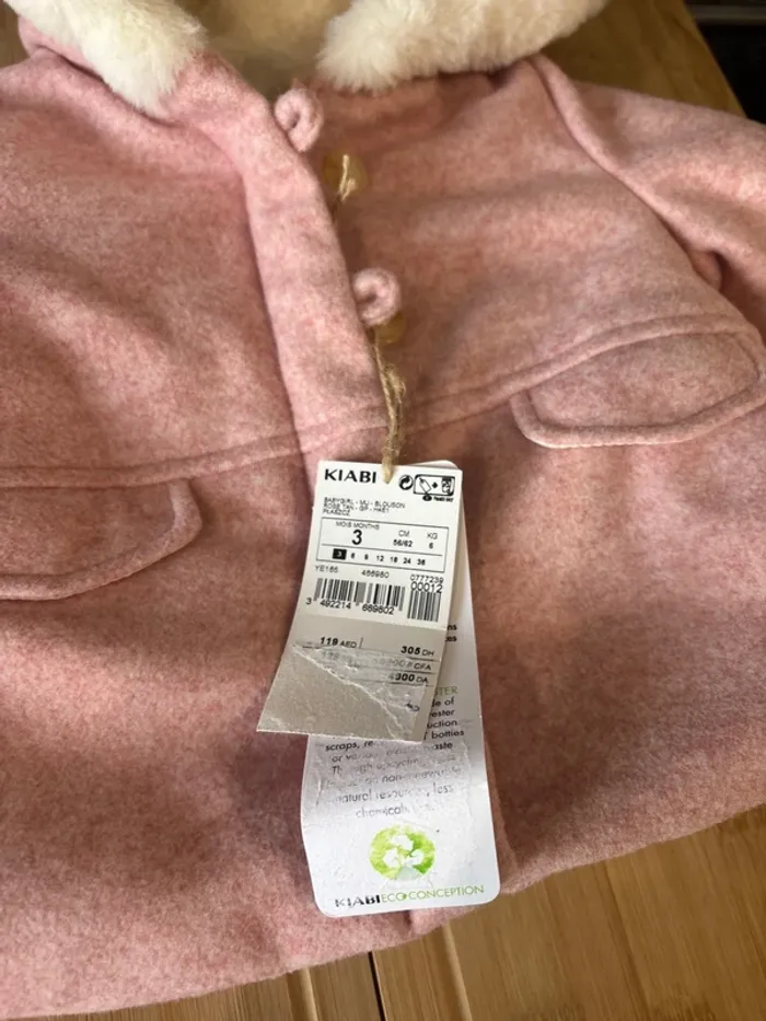 Blouson bébé fille taille 3 mois neuf  avec étiquette - photo numéro 2