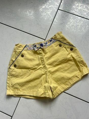 Short jaune sergent major