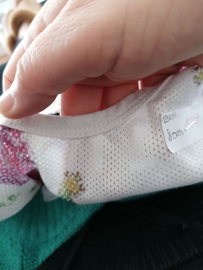 Haut - photo numéro 4