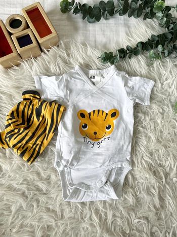 Body et bonnet tigre