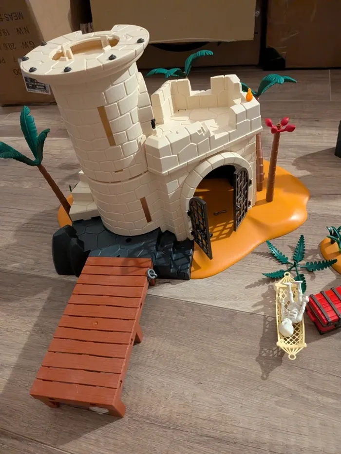 Île pirate Playmobil