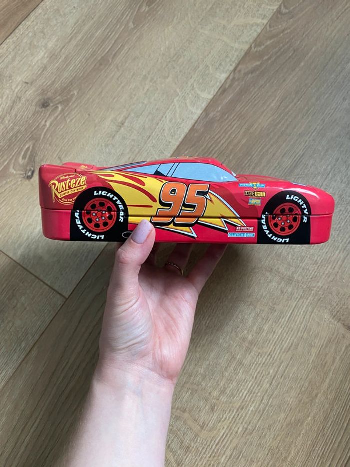 Boîte en métal flash mc Queen Cars 3 disney - photo numéro 5