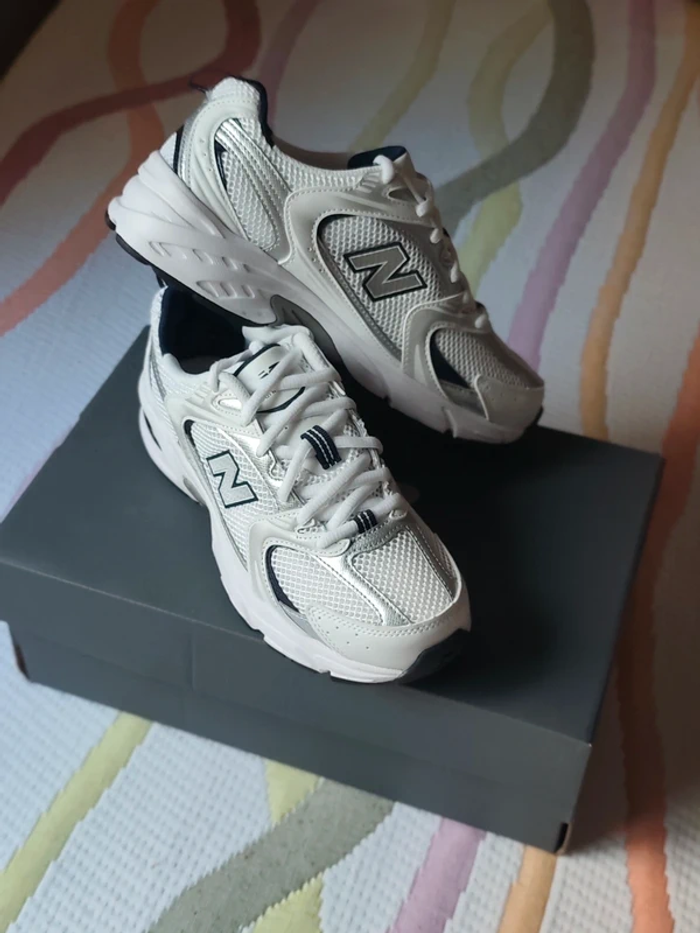 New Balance 530 43