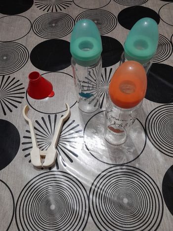 Lot 3 biberons / panier égouttoir 