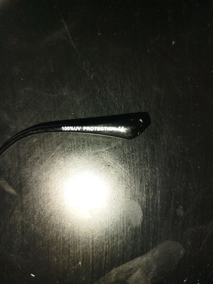 Lunettes de soleil - photo numéro 4