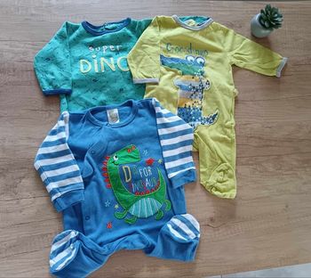 Lot 3 pyjamas