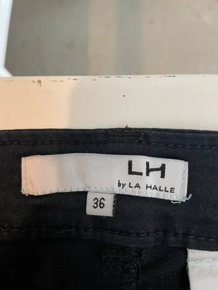 Pantalon noir - photo numéro 2