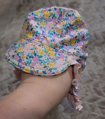 Chapeau anti uv bébé