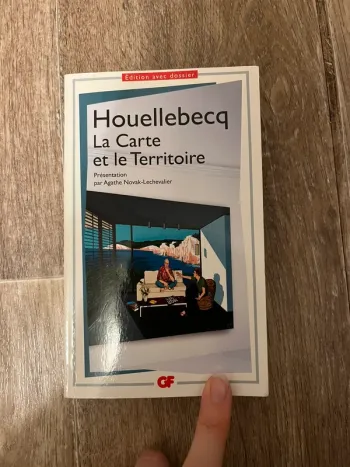 La Carte et le Territoire