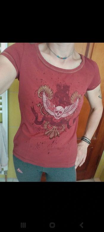 T-shirt femme bordeaux tête de mort
