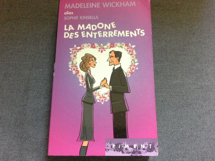 Livre - la madone des enterrements de Madeleine Wickham / Sophie Kinsella