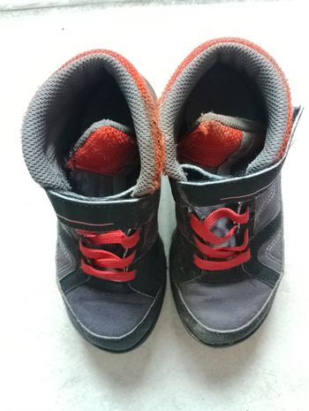 Chaussures de randonnée pointure 28