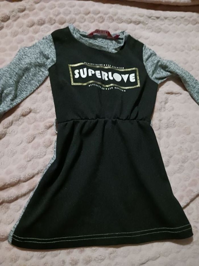 Robe gris et noir 3 ans