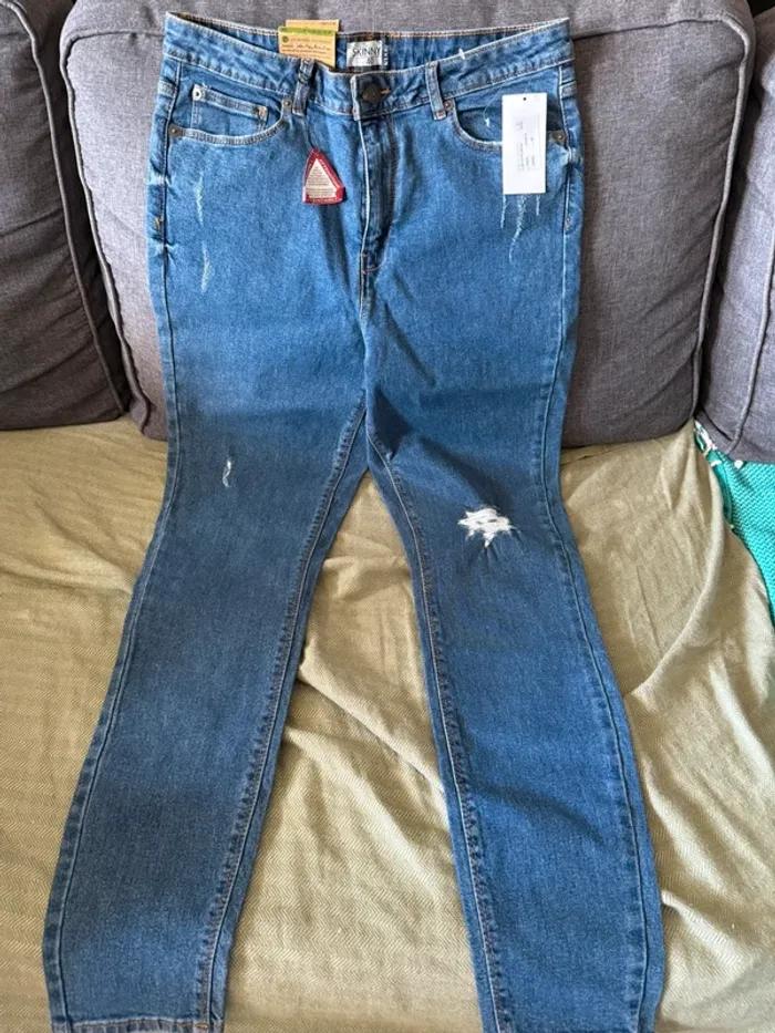 Pantalon Jeans Skinny neuf avec étiquette - photo numéro 3