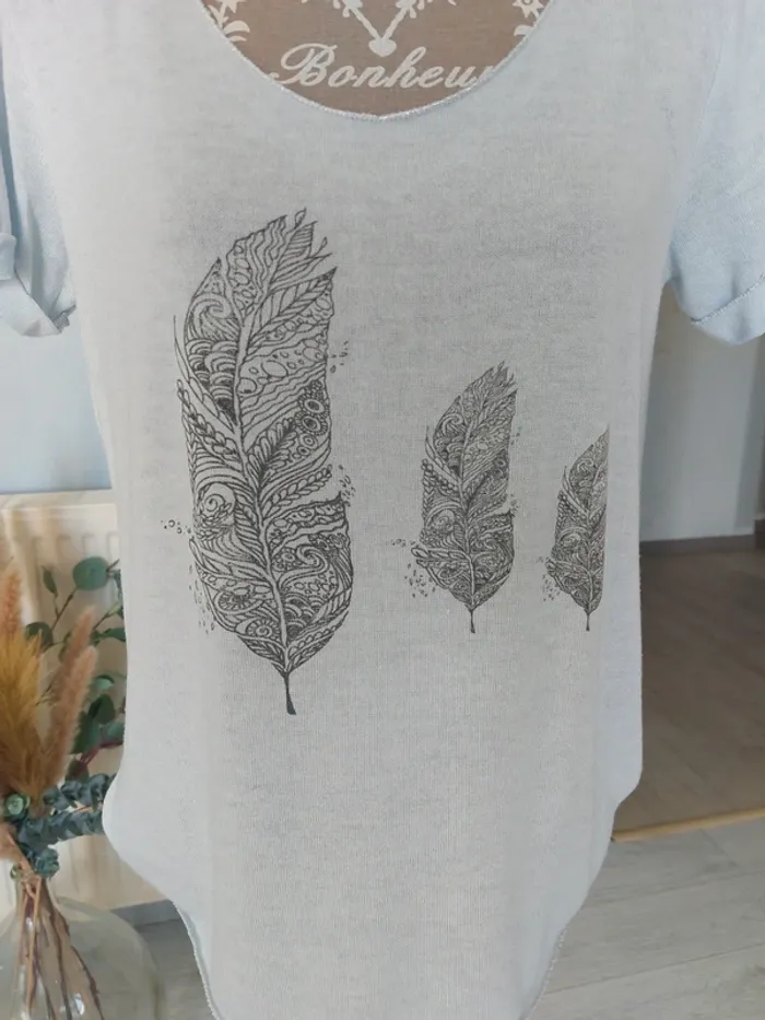 Tee shirt bleu ciel et plume RIU - photo numéro 2